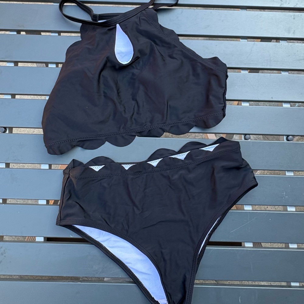Women’s two piece scalloped bathing suit